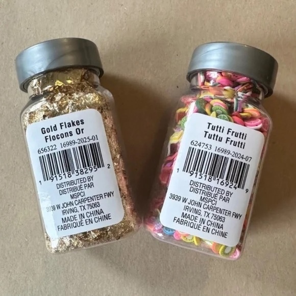 2 Bottles of Specialty Glitter - Picture 2 of 3